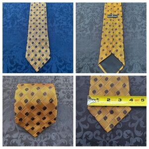 Ermenegildo Zegna Made in Italy Silk Tie